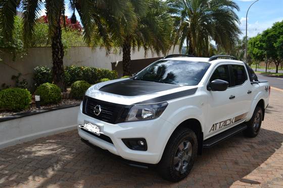 NISSAN FRONTIER 2.3 16V TURBO DIESEL ATTACK CD 4X4 AUTOMÁTICO